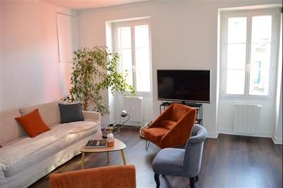 Maison - 97 m² - 6 pièces