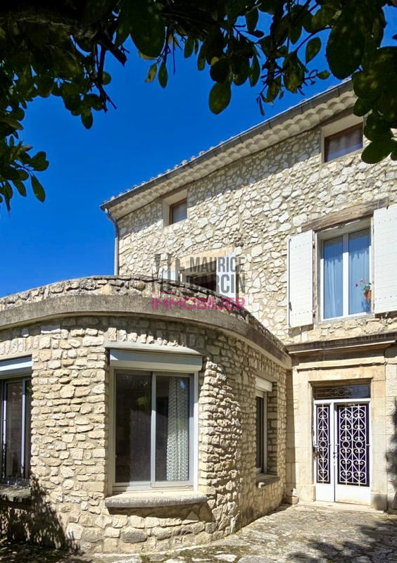 Maison ancienne - 175 m² - 4 pièces