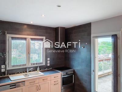 Maison - 109 m² - 6 pièces