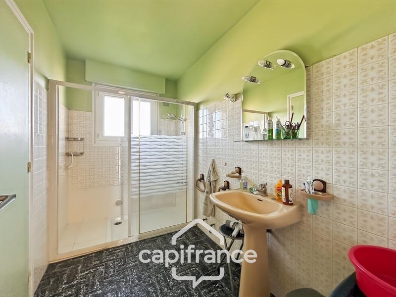 Maison - 140 m² - 8 pièces