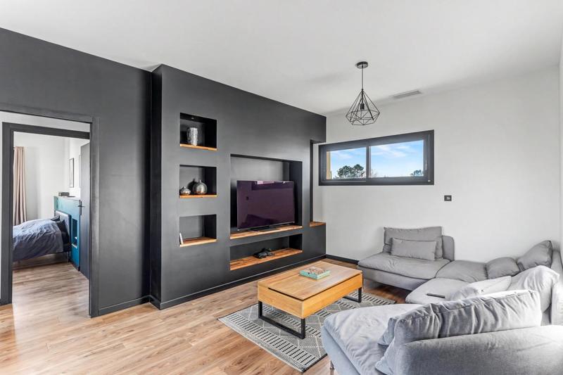 Maison - 140 m² - 4 pièces