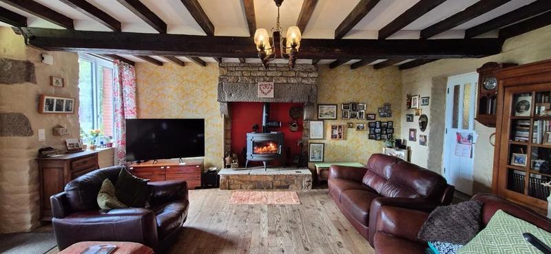 Maison - 111 m² - 6 pièces