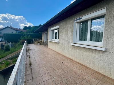 Maison - 98 m² - 5 pièces