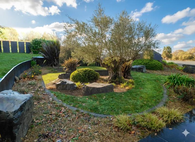 Maison - 181 m² - 6 pièces