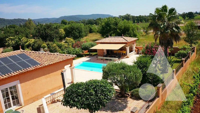 Maison - 140 m² - 5 pièces