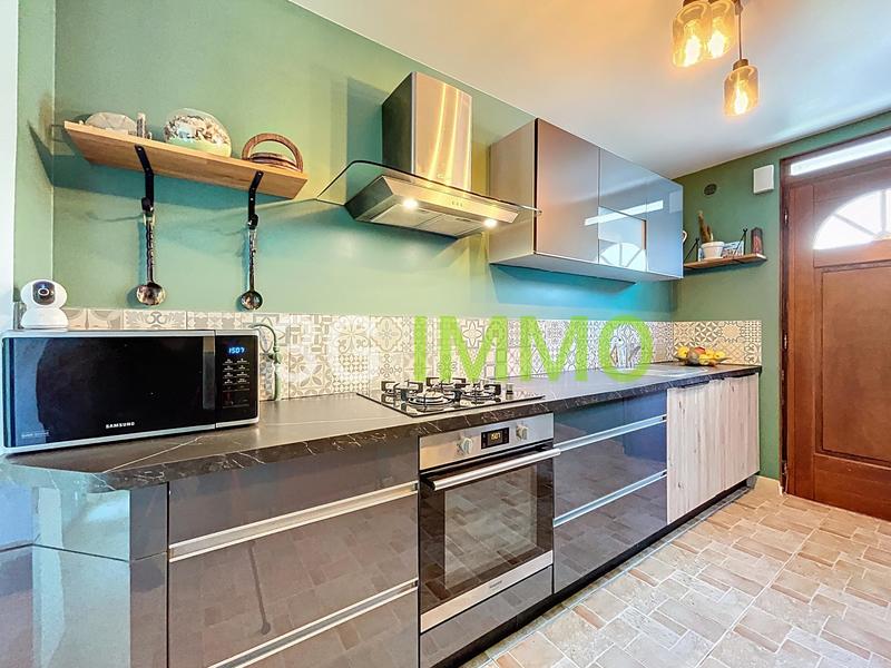 Maison traditionnelle - 131 m² - 5 pièces