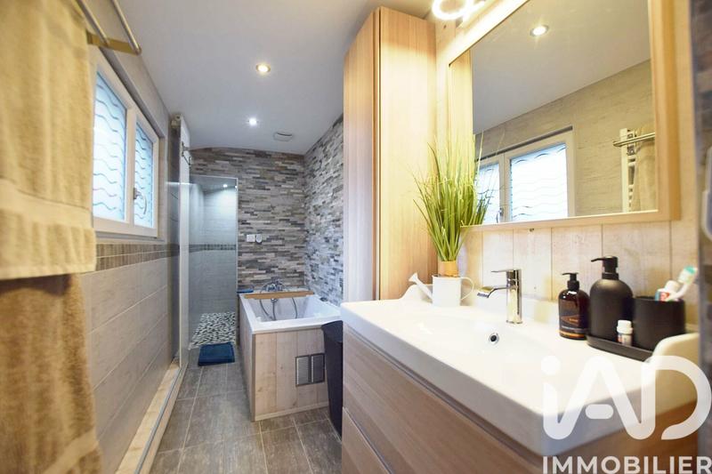 Maison de ville - 95 m² - 5 pièces