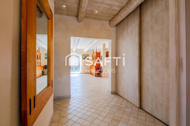 Maison - 200 m² - 4 pièces