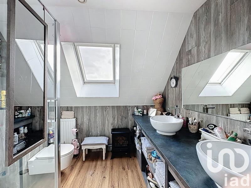 Maison - 312 m² - 8 pièces