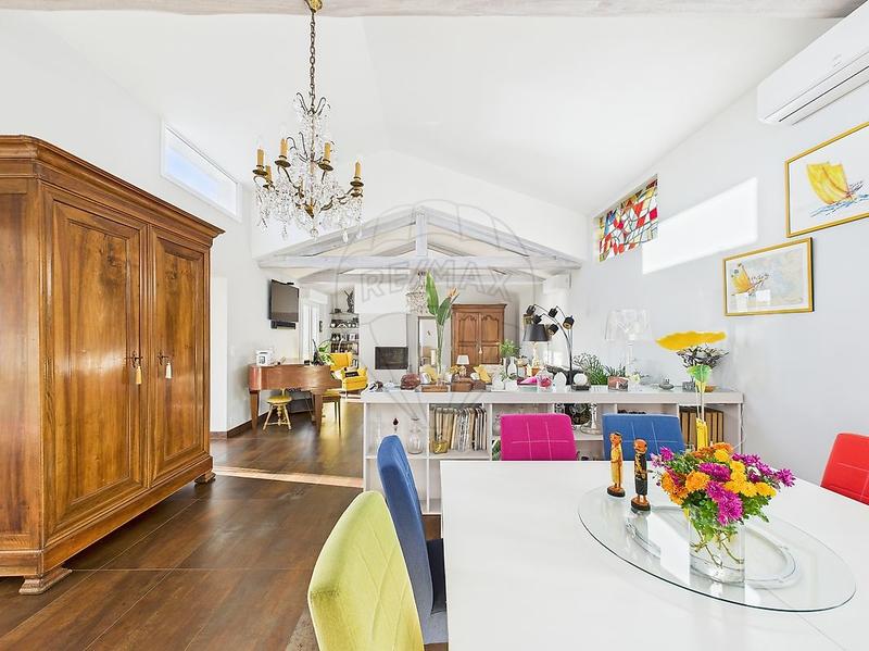 Villa - 210 m² - 6 pièces