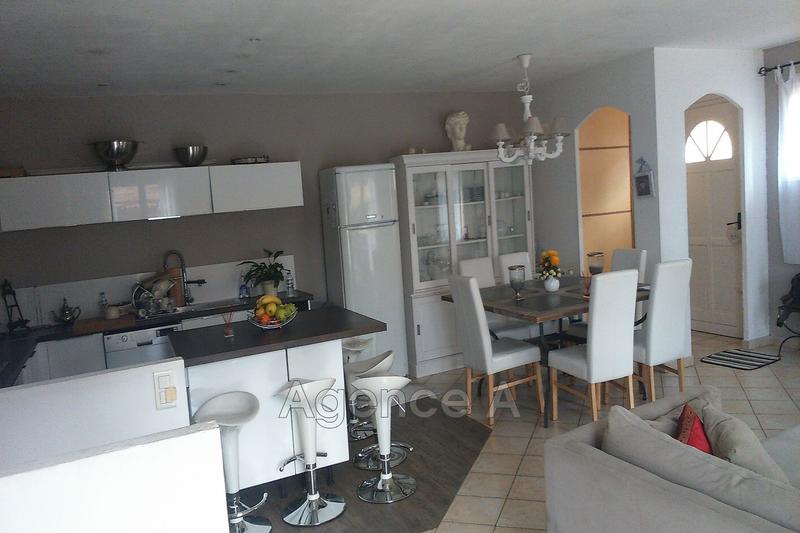 Villa - 140 m² - 5 pièces