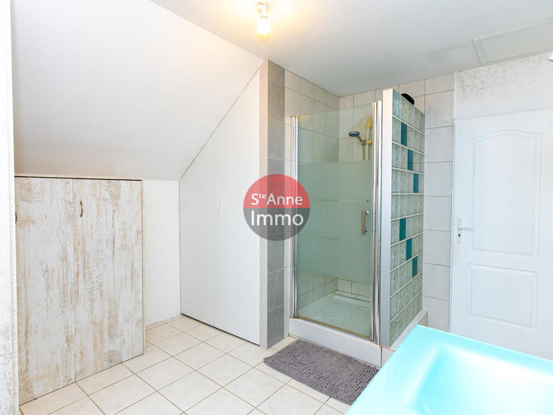 Maison - 159 m² - 7 pièces