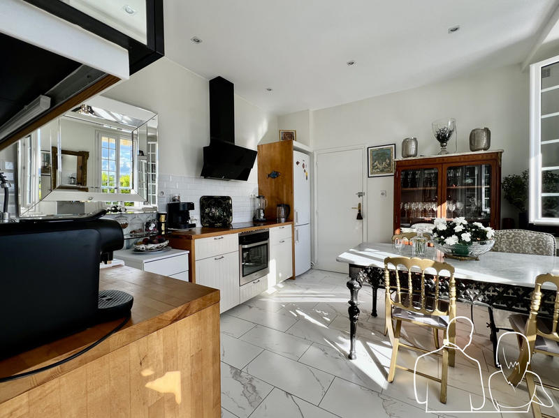 Maison - 152 m² - 6 pièces