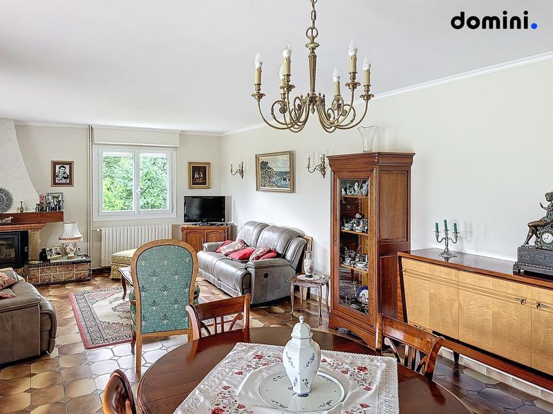 Maison ancienne - 300 m² - 9 pièces