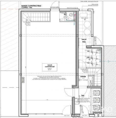 Local commercial - 218 m²