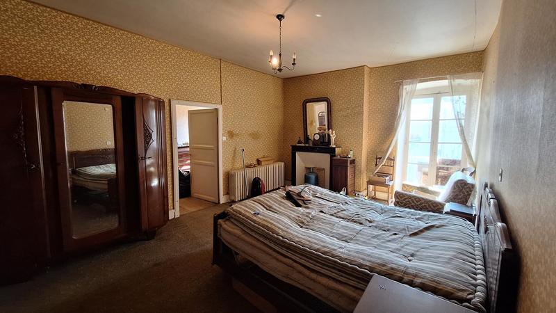 Maison - 180 m² - 6 pièces