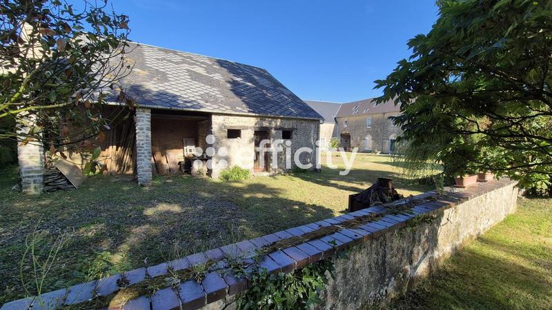 Maison - 495 m² - 14 pièces