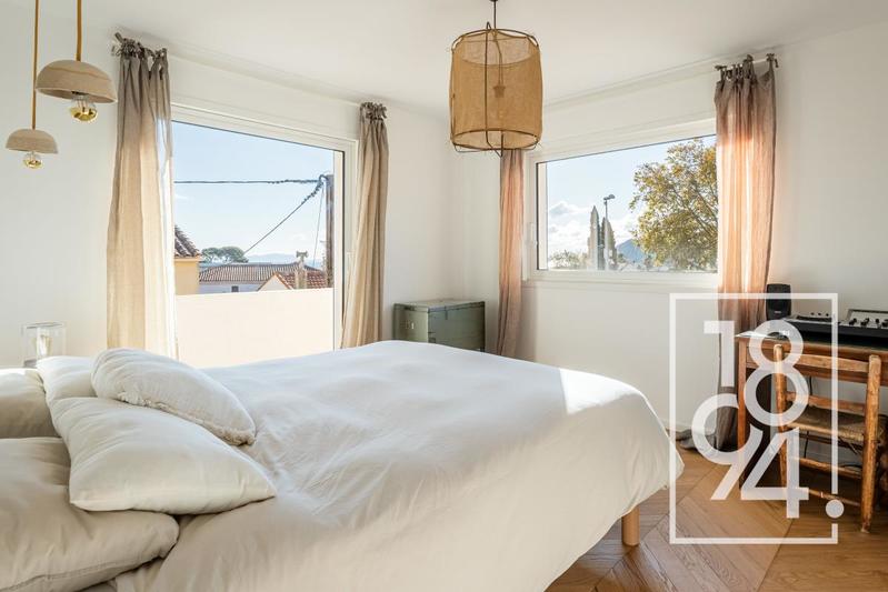 Villa - 100 m² - 4 pièces