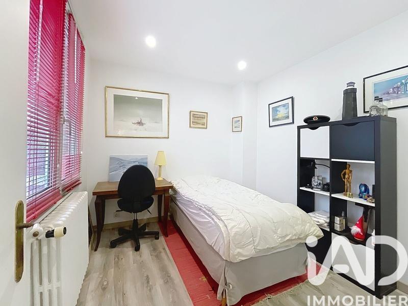 Appartement - 251 m² - 6 pièces