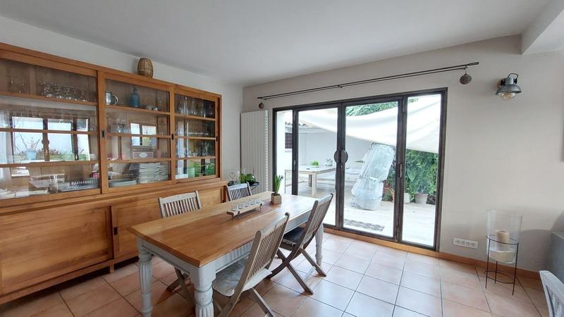 Maison - 133 m² - 6 pièces