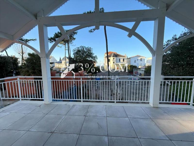 Villa - 176 m² - 6 pièces