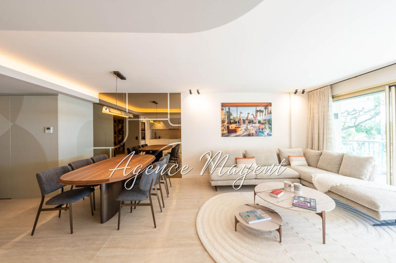 Appartement - 106 m² - 4 pièces