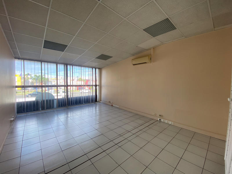 Bureau - 239 m²
