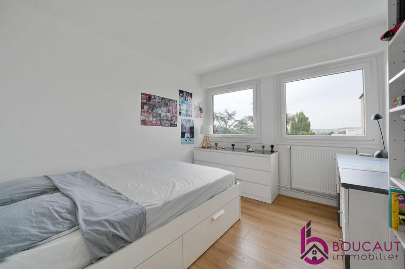 Appartement - 141 m² - 7 pièces