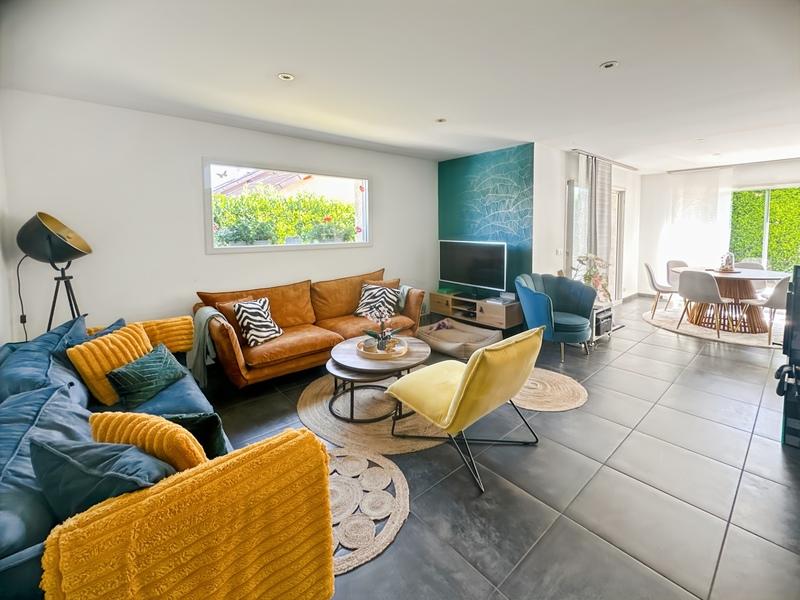 Maison - 120 m² - 5 pièces