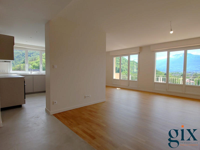 Appartement - 109 m² - 4 pièces