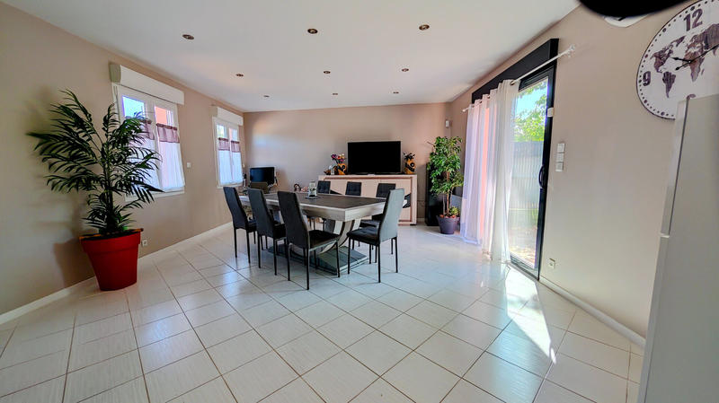 Maison - 114 m² - 6 pièces