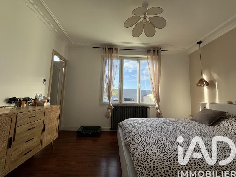 Maison - 190 m² - 10 pièces