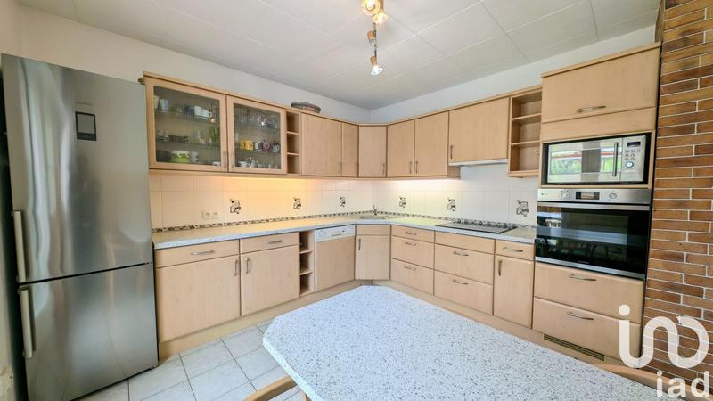 Maison - 161 m² - 6 pièces