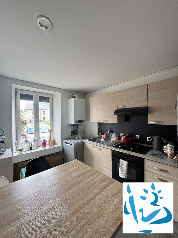 Maison - 100 m² - 6 pièces