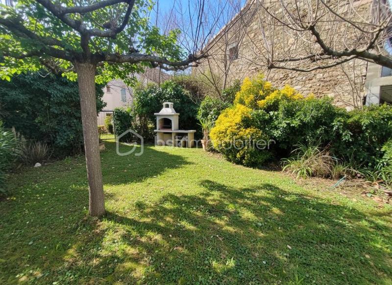 Maison en pierre - 92 m² - 4 pièces