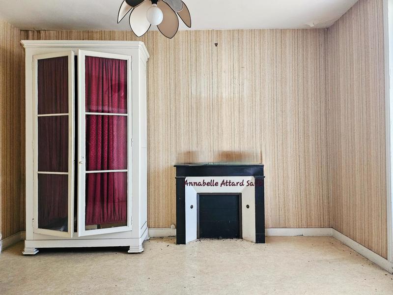 Maison - 200 m² - 11 pièces