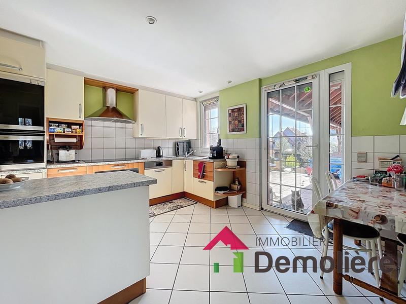 Maison - 196 m² - 8 pièces