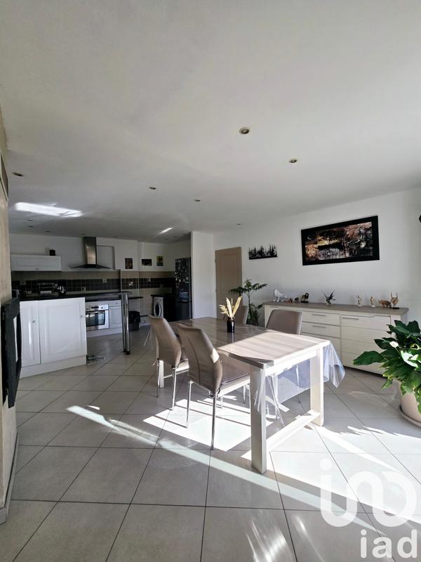 Appartement - 80 m² - 3 pièces