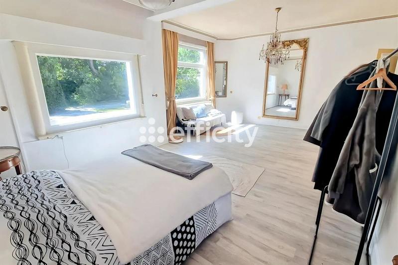 Maison - 167 m² - 5 pièces