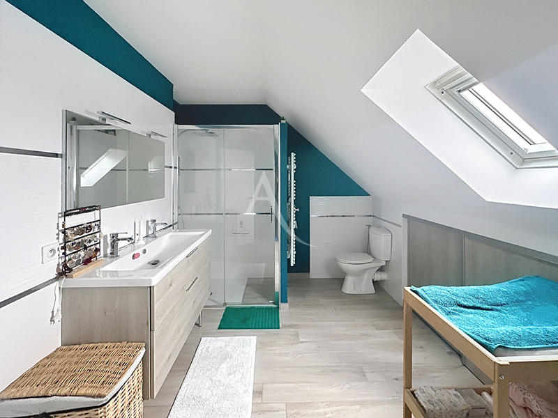 Maison - 125 m² - 5 pièces