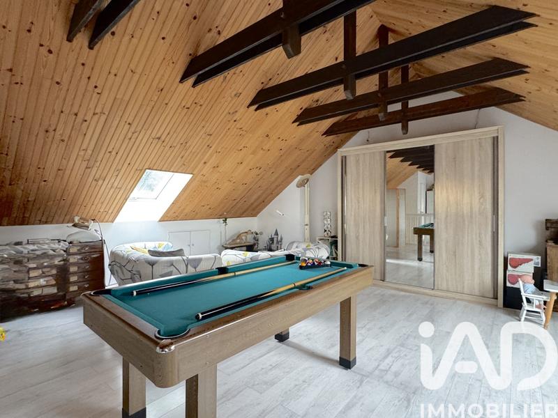 Maison - 197 m² - 8 pièces