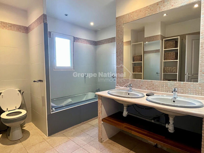 Villa - 85 m² - 4 pièces