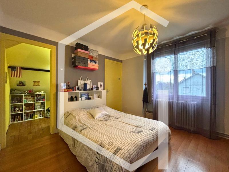 Maison - 159 m² - 6 pièces