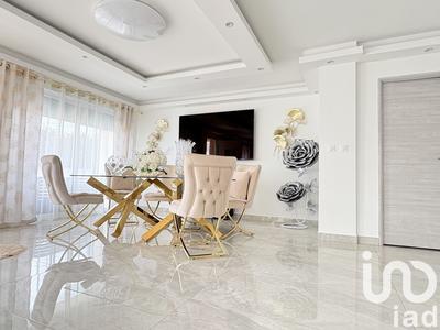 Maison - 150 m² - 4 pièces