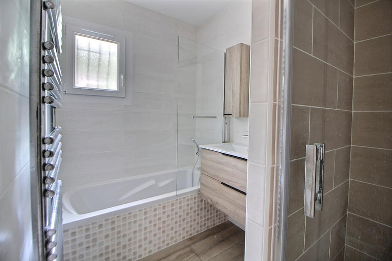 Maison - 112 m² - 6 pièces