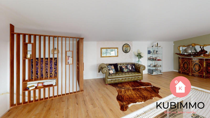 Maison - 207 m² - 6 pièces