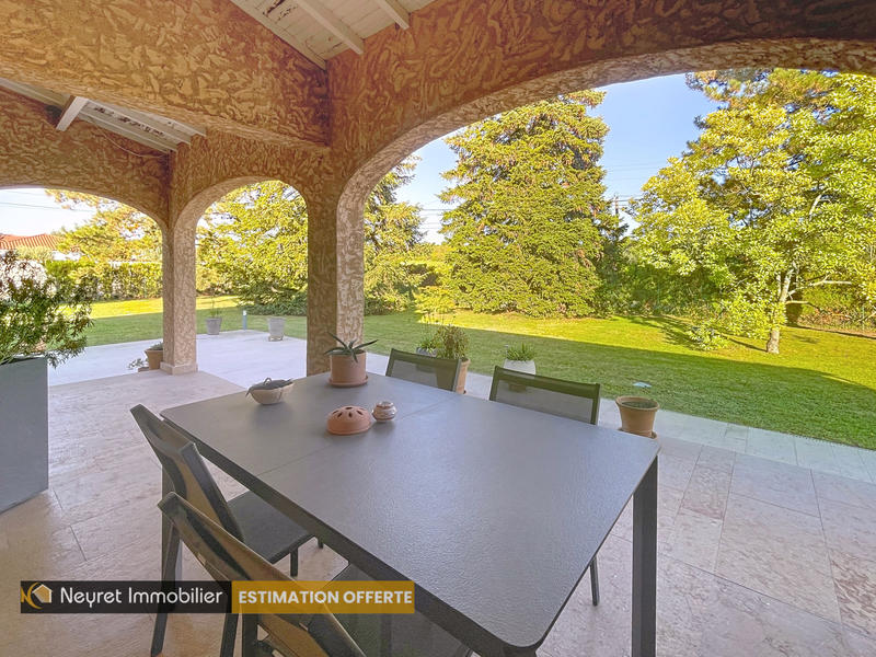 Maison - 175 m² - 7 pièces