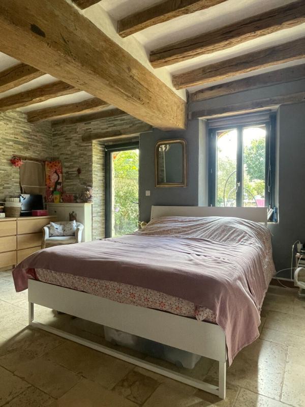 Maison - 210 m² - 7 pièces