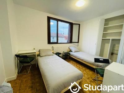 Chambre - 18 m² - 1 pièce