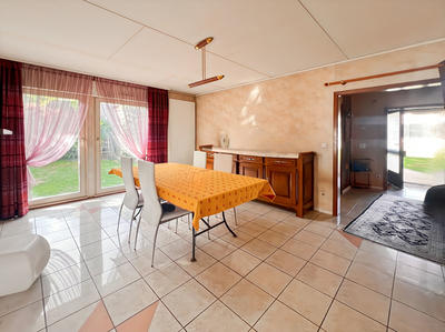 Maison - 205 m² - 8 pièces